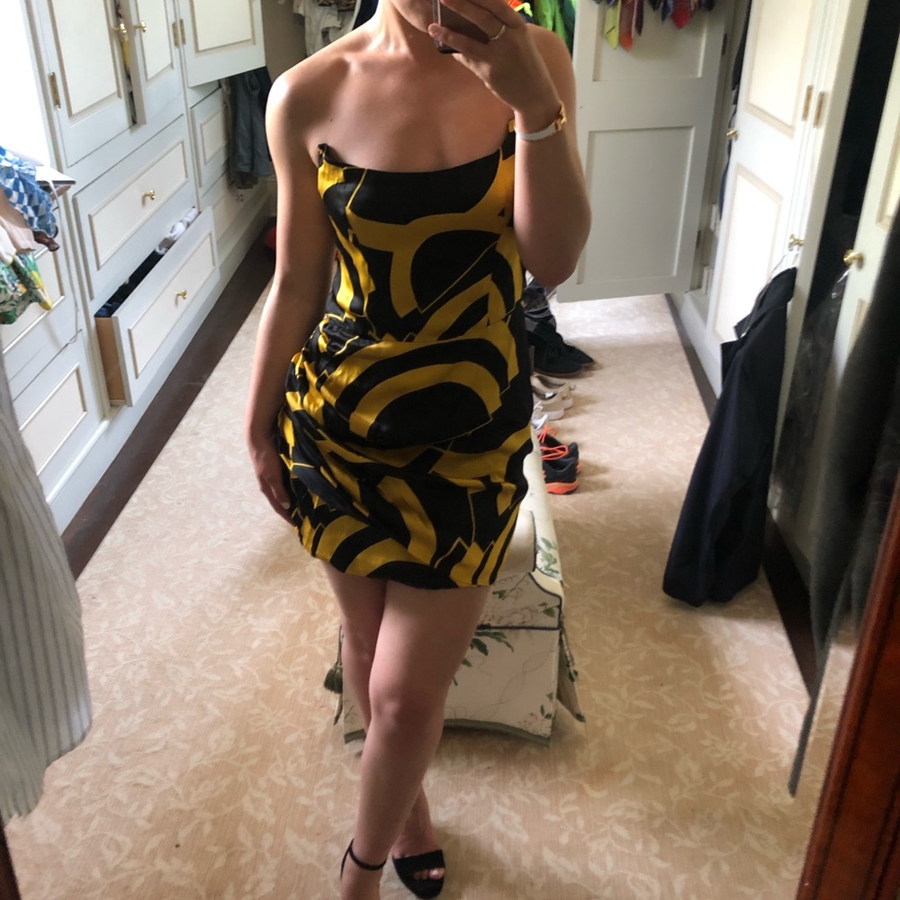 De La Vali strapless minidress